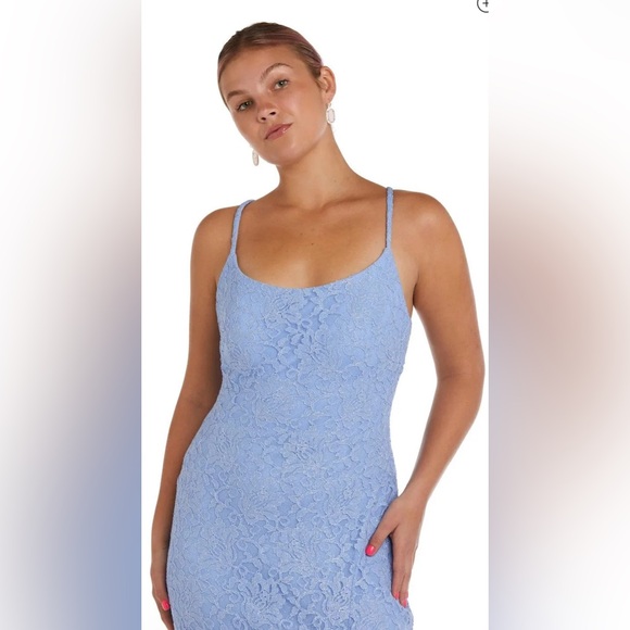 Morgan & Co. periwinkle formal/prom dress - Picture 3 of 9